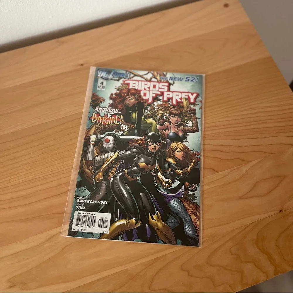 NEW Birds of Prey #4 (Feb 2012) Comic Book